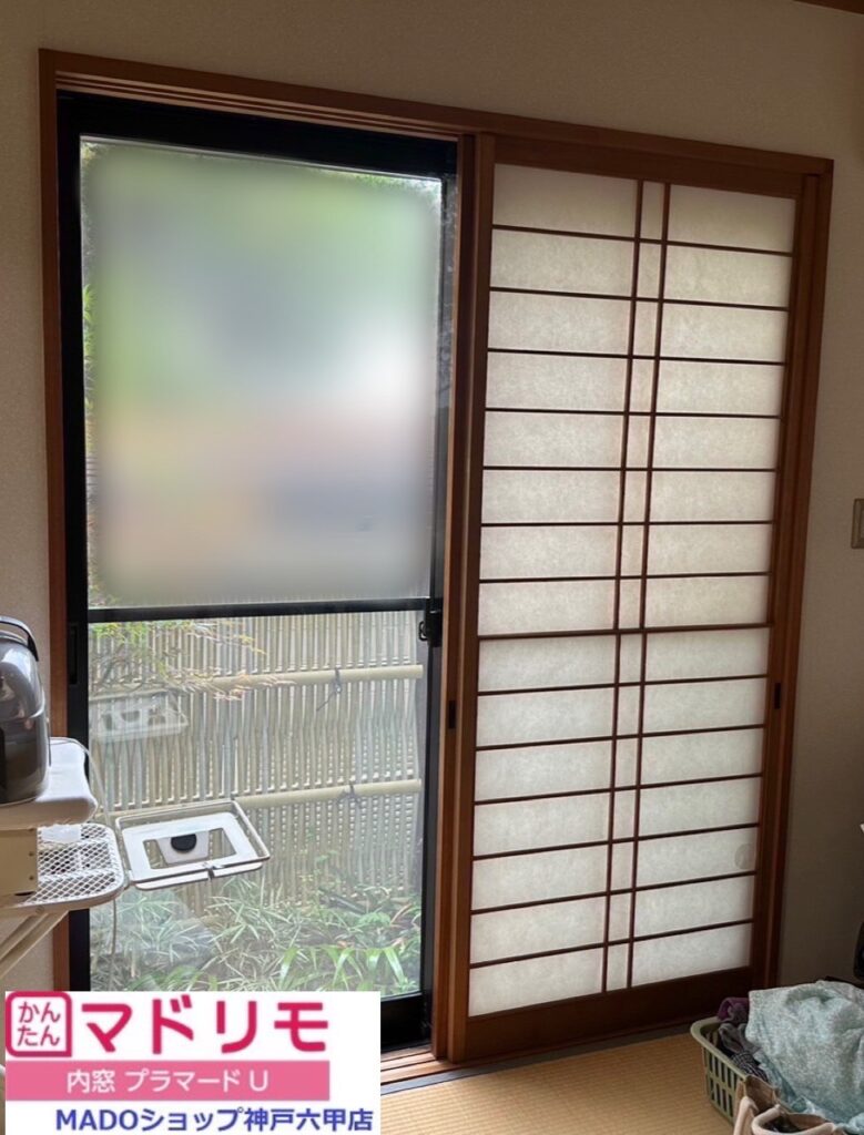 和室にも格子付きの内窓があります。