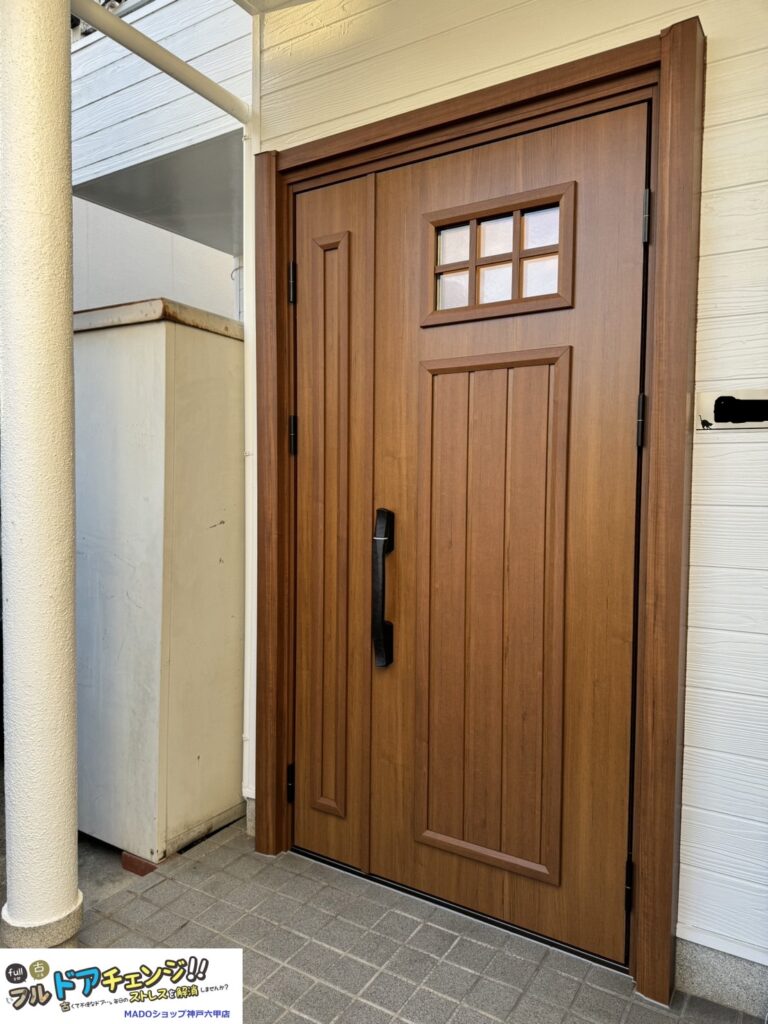 明石市　玄関ドアを新しくするなら鍵も最新のものにしたいよね！　断熱ドア＆ポケットキーに交換しました