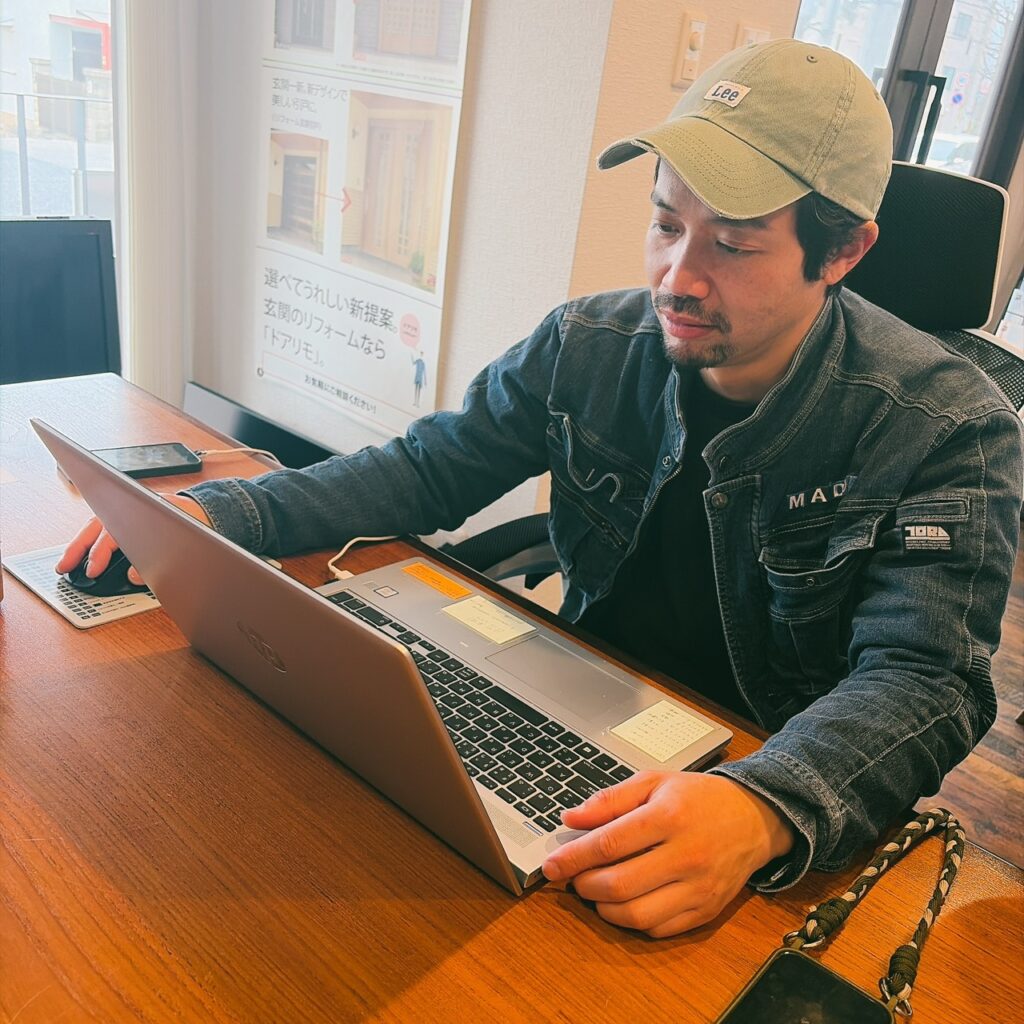 【自社職人初投稿】窓と玄関を替えると家は変わる｜山中の独り言①